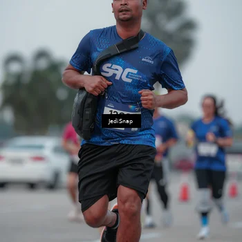 Runner Photo 7550476