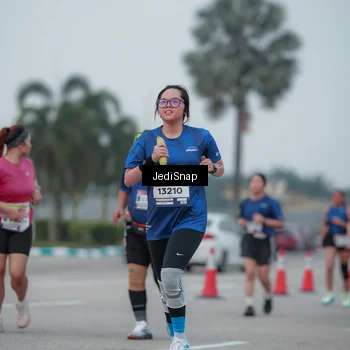 Runner Photo 7550479