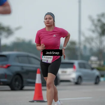Runner Photo 7550493