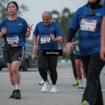 Runner Photo 7550508