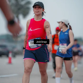 Runner Photo 7550514