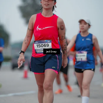 Runner Photo 7550519