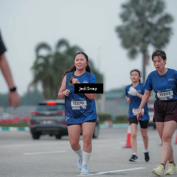 Runner Photo 7550527