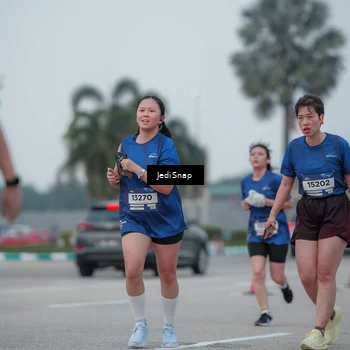 Runner Photo 7550529