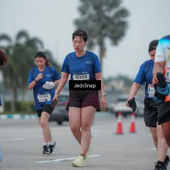 Runner Photo 7550532