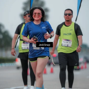 Runner Photo 7550547