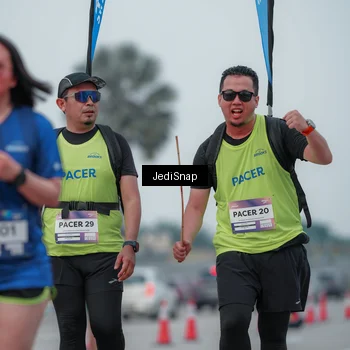 Runner Photo 7550550