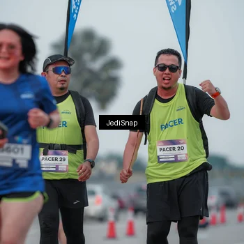 Runner Photo 7550551