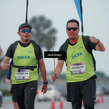 Runner Photo 7550553