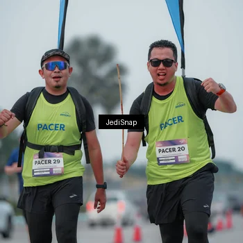 Runner Photo 7550554