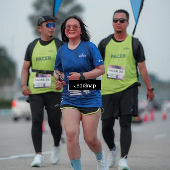 Runner Photo 7550558