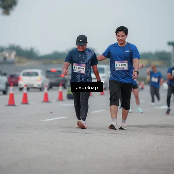 Runner Photo 7550564