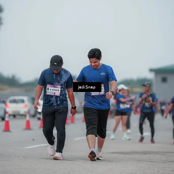 Runner Photo 7550567