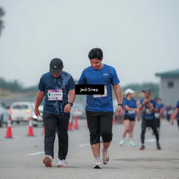 Runner Photo 7550573