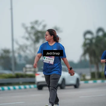 Runner Photo 7550583