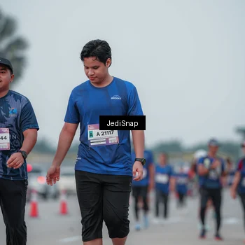 Runner Photo 7550584