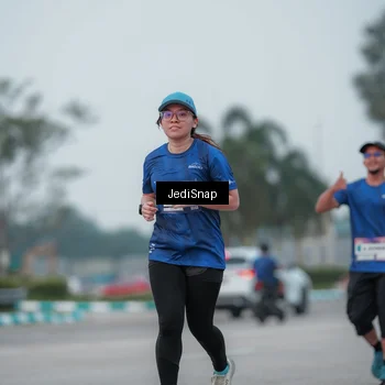 Runner Photo 7550591
