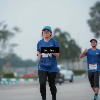 Runner Photo 7550594