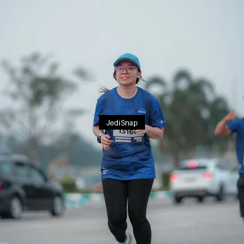 Runner Photo 7550596