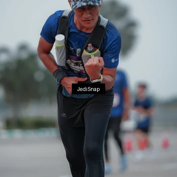Runner Photo 7550616