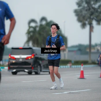 Runner Photo 7550630