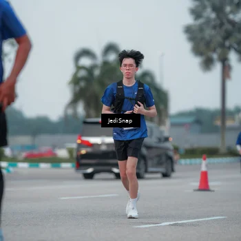 Runner Photo 7550634