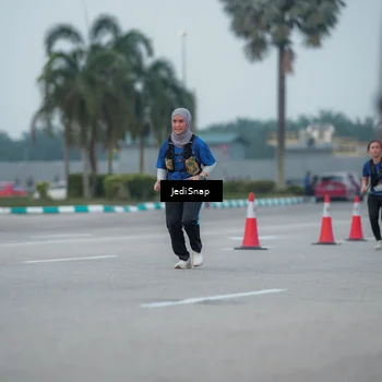 Runner Photo 7550637