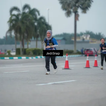 Runner Photo 7550638