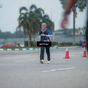 Runner Photo 7550641