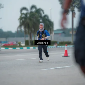 Runner Photo 7550644