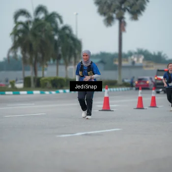 Runner Photo 7550645