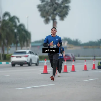 Runner Photo 7550648