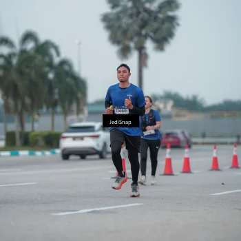 Runner Photo 7550650