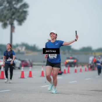 Runner Photo 7550651