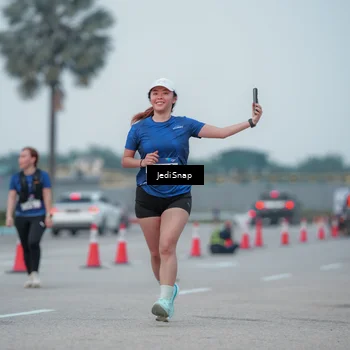 Runner Photo 7550658