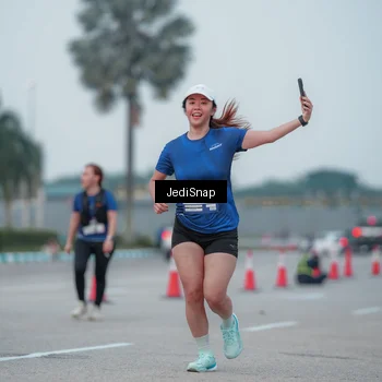 Runner Photo 7550662