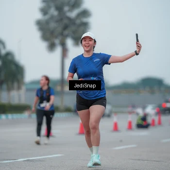 Runner Photo 7550666