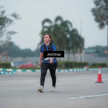 Runner Photo 7550675