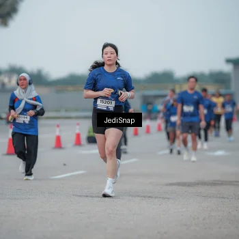 Runner Photo 7550687