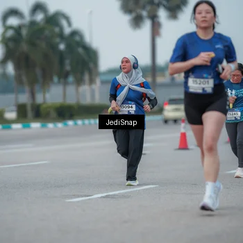 Runner Photo 7550694