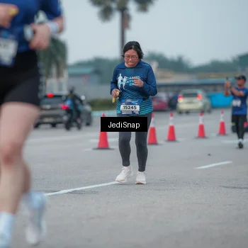 Runner Photo 7550697