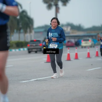 Runner Photo 7550703