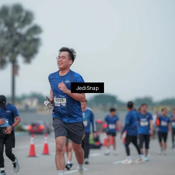 Runner Photo 7550708