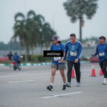 Runner Photo 7550718