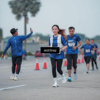 Runner Photo 7550724
