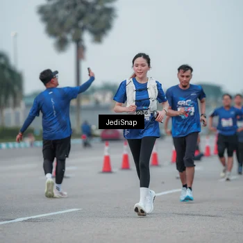 Runner Photo 7550727