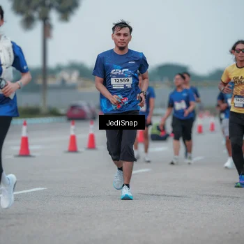 Runner Photo 7550739