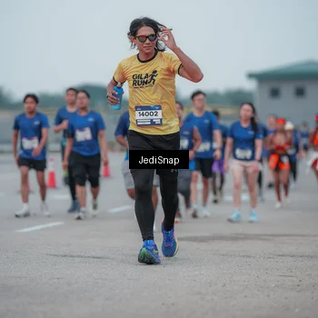 Runner Photo 7550740