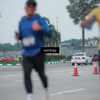 Runner Photo 7550749