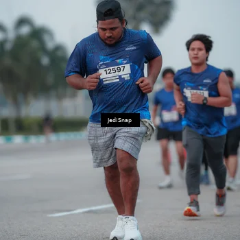 Runner Photo 7550763